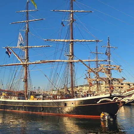 Au Calme A 10min De La Et Du Port De La Rochelle Apartamento *